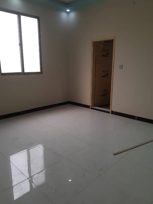 Portion For Sale 160 Yd 3bed Dd 2nd Floor With Roof 12