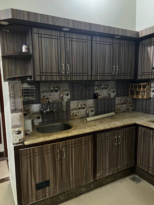 Flash Sale: High-Quality Used Kitchen Cabinets – Must Go NOW! 8