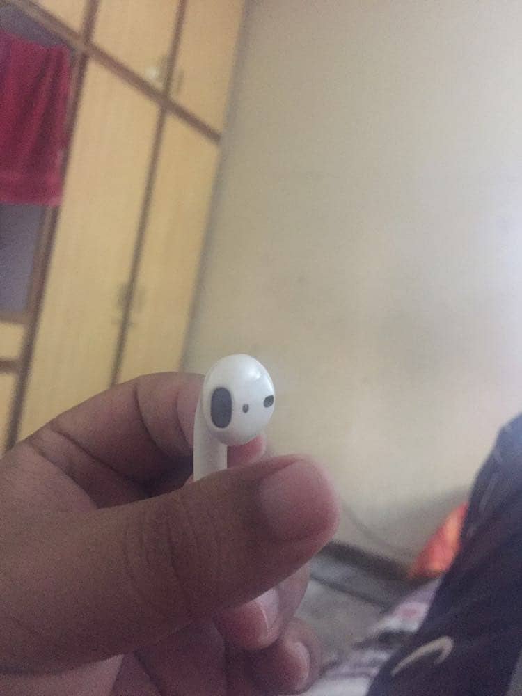 Airpods 1st Generation Apple 100% Genuine 9