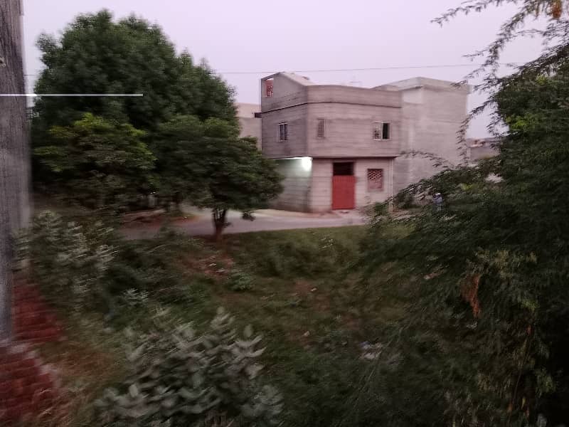 4 Marla Residential plot available for sale in High court phase 2 Eden Chowk township college Road Lahore 1