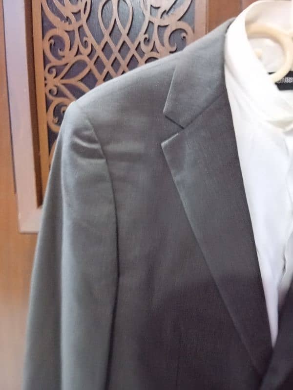 Diners brand 3pc suit size mentioned in pics 3