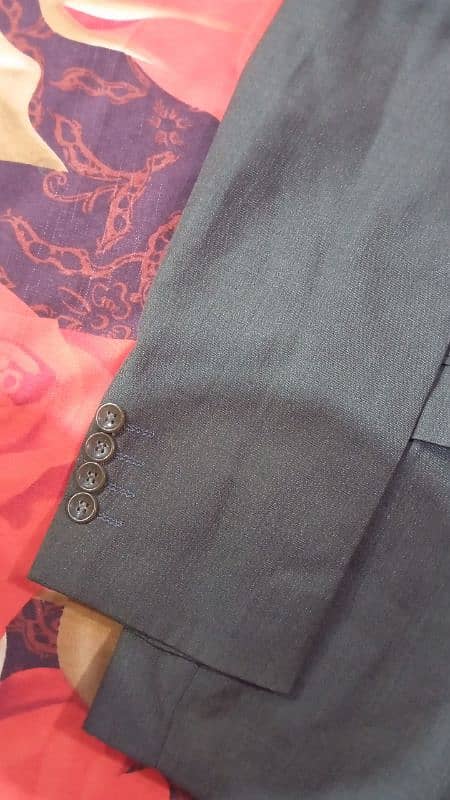 Diners brand 3pc suit size mentioned in pics 7