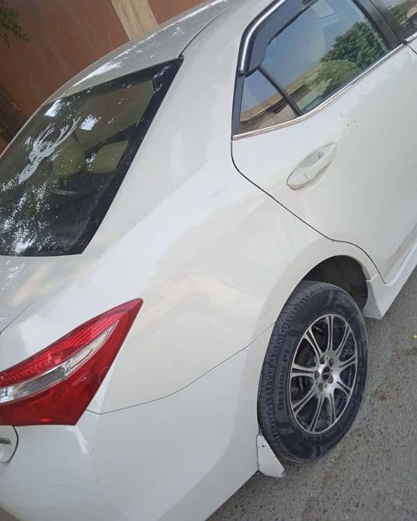 Toyota Corolla GLI 2016 Model White Color 4