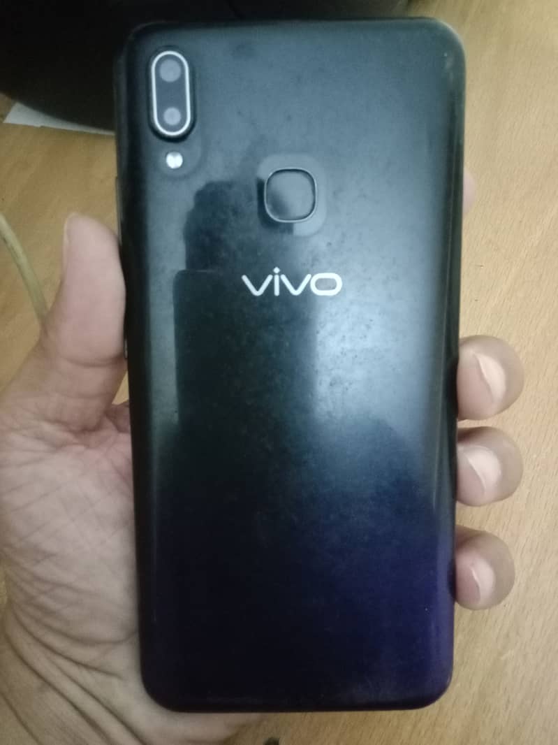 Vivo 1811 in mint condition, urgent sale 3