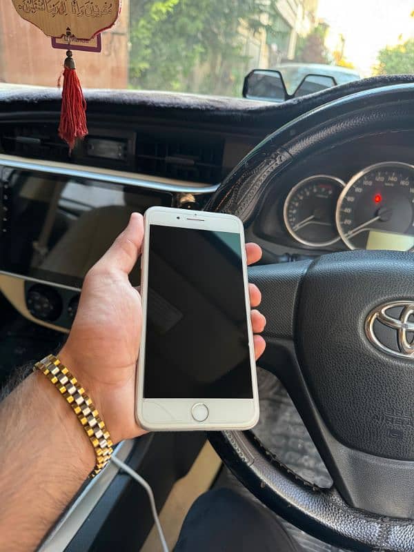 iphone 8 plus non PTA 1