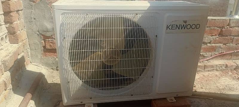 Kenwood Used AC in good condition 1