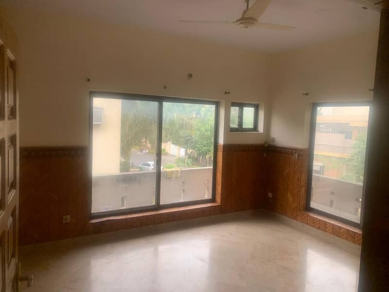 I-8 Neet And Clean Upper Portion With Separate Gate For Rent. 2