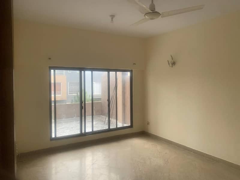 I-8 Neet And Clean Upper Portion With Separate Gate For Rent. 10