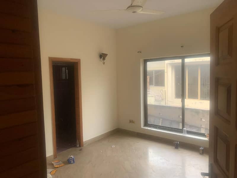 I-8 Neet And Clean Upper Portion With Separate Gate For Rent. 11