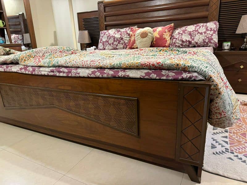 Modern Wooden Furniture Complete Bedroom Set 7