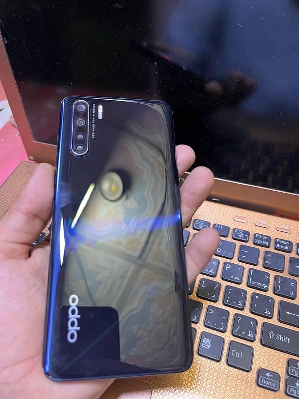 oppo f15 pro 8GB 256GB box charger sath hai 4