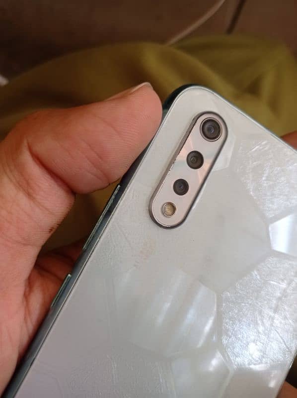 vivo s1 2