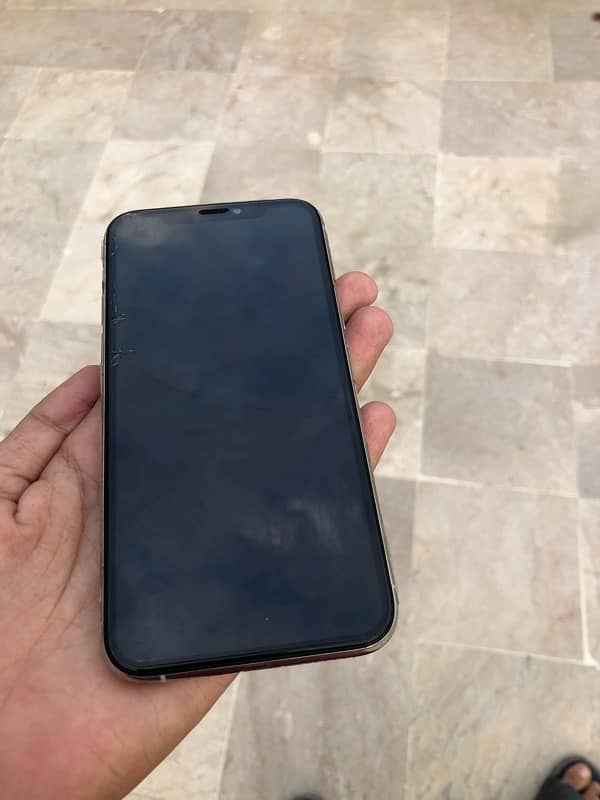 iphone 11 pro 1