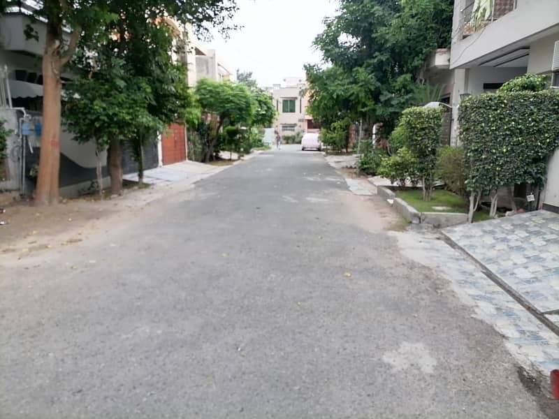 A Stunning House Is Up For Grabs In State Life Phase 1 - Block A Lahore 13