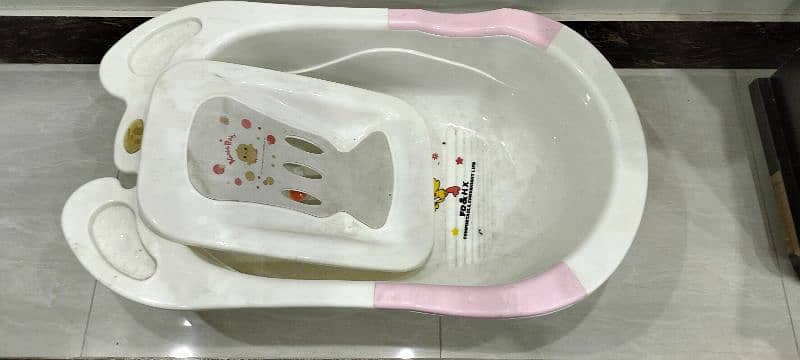 Baby Bathing Tub 1