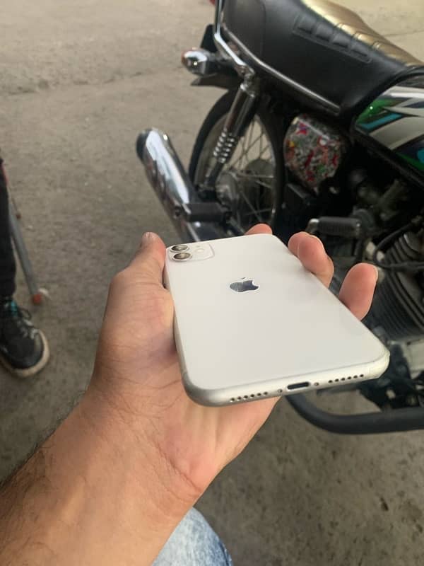 iphone 11 pta 4