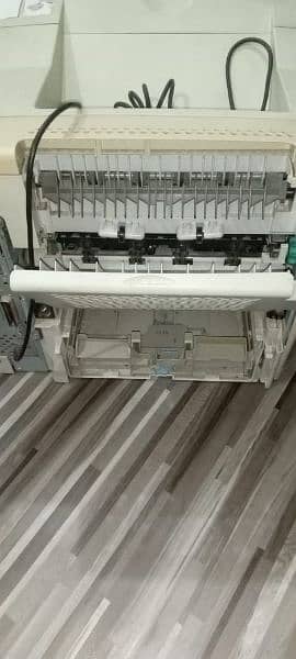 Hp leserjet 4250 Good condition printer 3