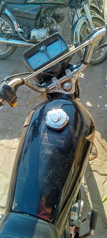 Honda 125 model 15 used able 2