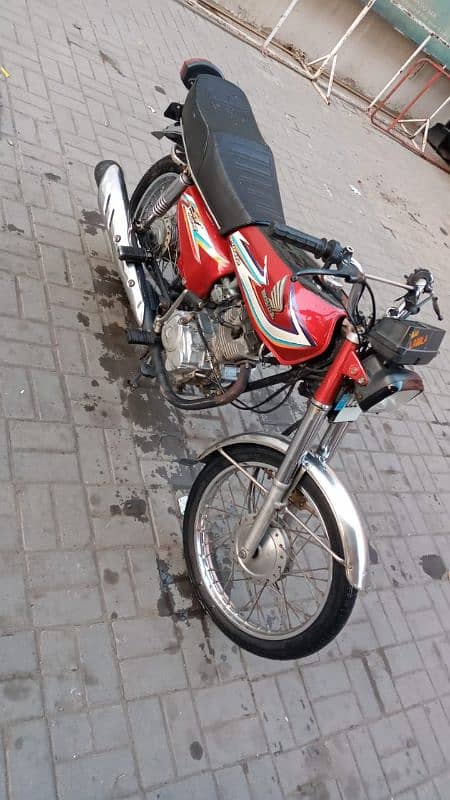 Honda CG125 2016 3