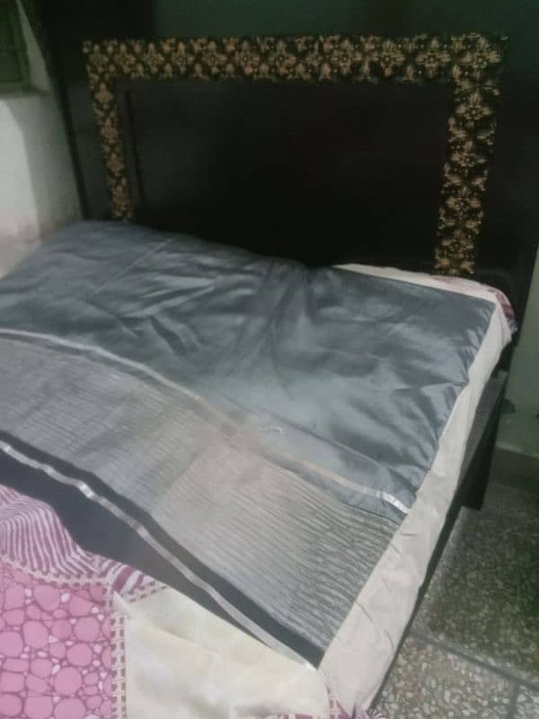 Wooden bed single 3