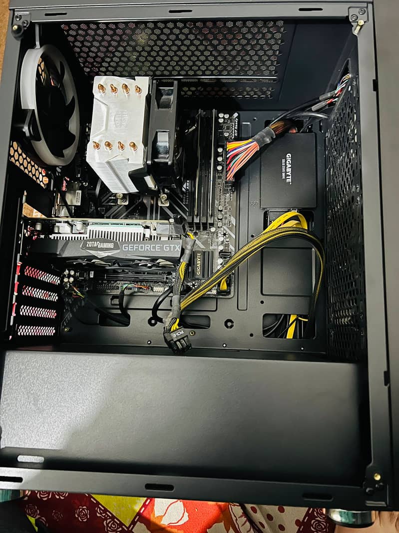 custom-built gaming PC 3