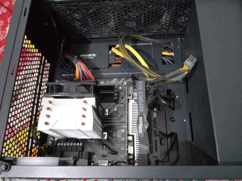 custom-built gaming PC 9