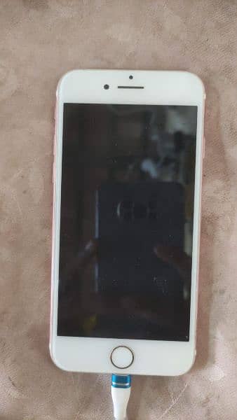 iPhone 7 32 GB Pta urgent sale 2