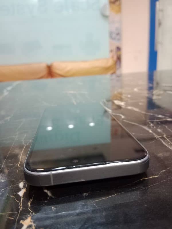 Iphone 15 pro non PTA 6