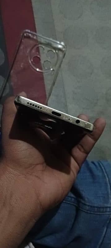 tecno camon 30 8+8gb 256gb 4