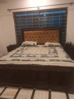 Complete Bedroom Set in Good Condition- Bed, Side Tables, Dresser 0