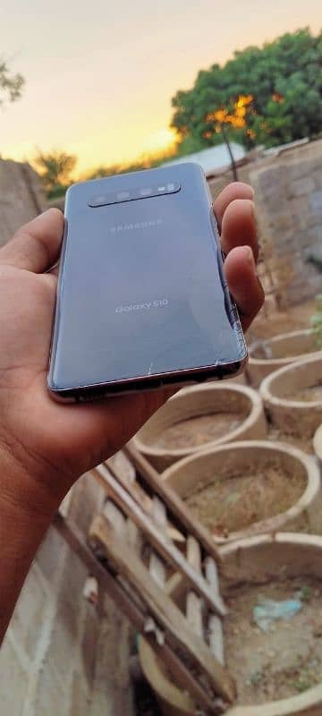 SAMSUNG S10 EXHANGE POSSIBLE 1