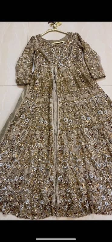 bridal maxi for average height in gold color 0