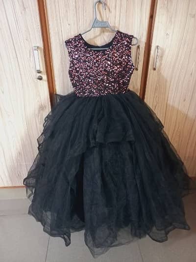 Black maxi