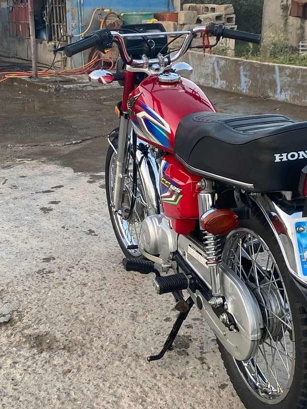 honda 125 motorcycle 4