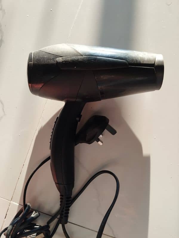 hair dryer 0