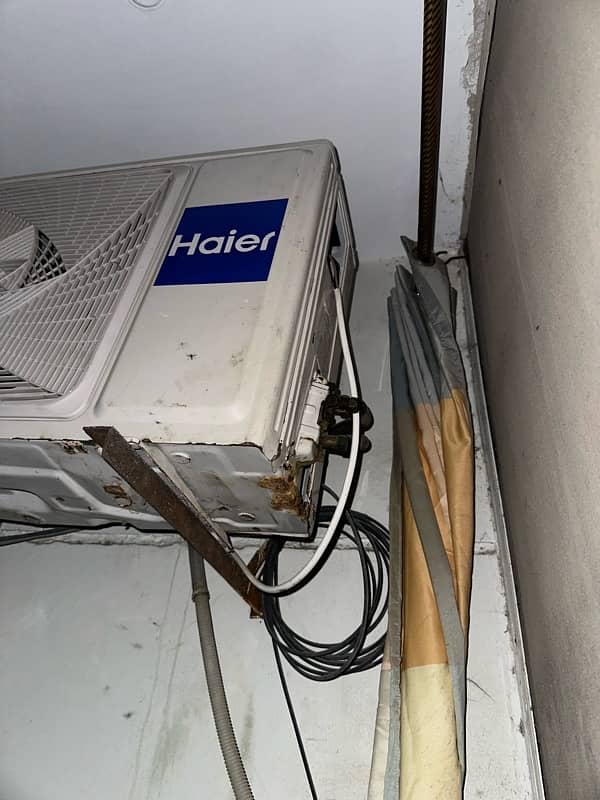 haier AC 1.5Ton 4