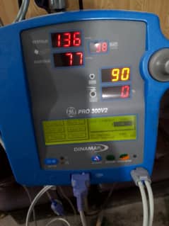 Vital sign Patient monitor dinamap blood pressure