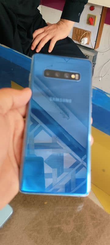 Samsung S10 plus vivo oppo 3