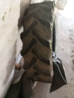 480 tractor 2 back tyre for sale