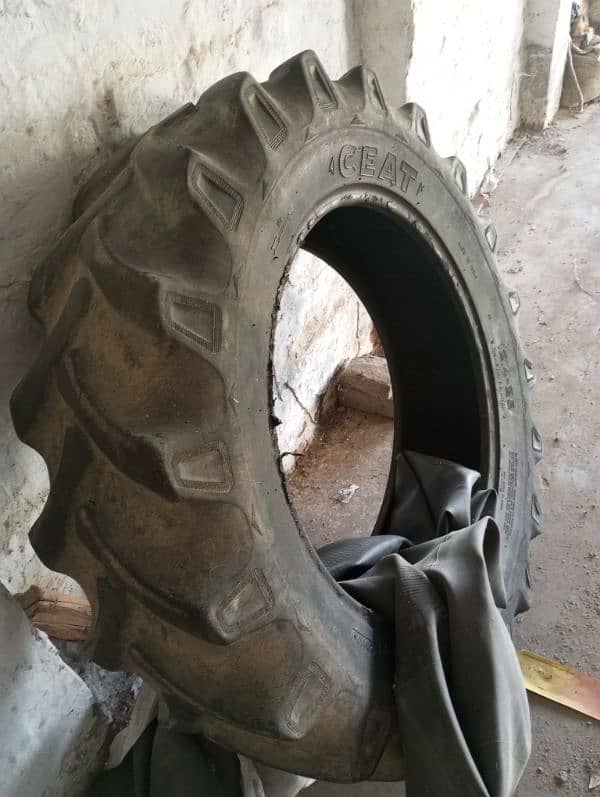 480 tractor 2 back tyre for sale 1