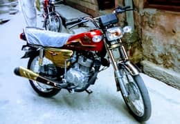 Honda 125s Gold Edition