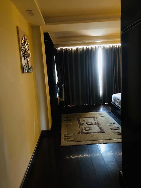 A Beautiful 1 Bed Room Luxury Apartments For Rent On Daily & Monthly Bases Bahria Town Lahore(1&2 Bed Room) 1