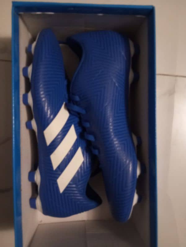 Football shoes 5