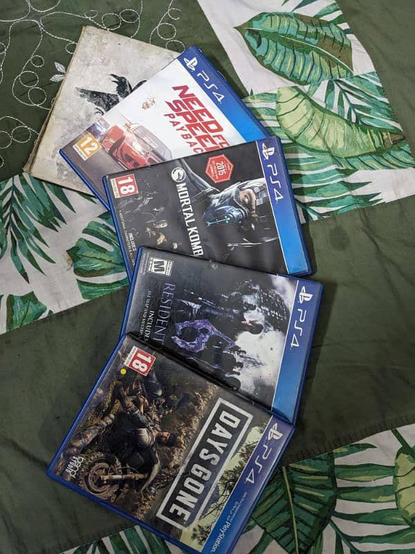 Ps4 Games:need for speed,days gone,MortalKombat,ResidentEvil6,infamous 2