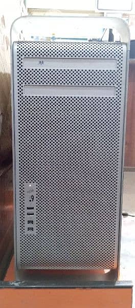 Mac pro + apple LCD 1