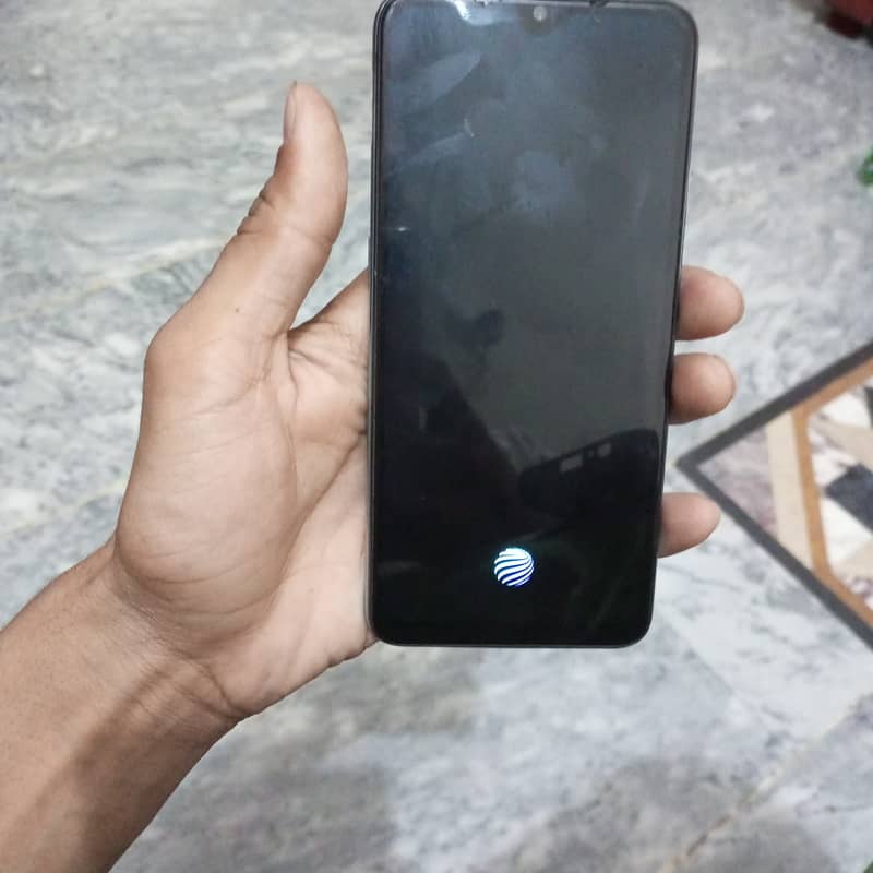 Vivo s1 8   !   256 3