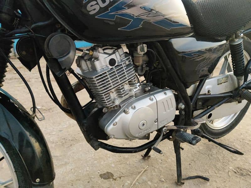 20\21 model Suzuki 150 SE 6