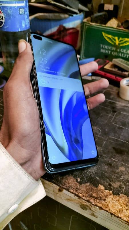 oppo f17pro 8 gb 128 gb all ok 5