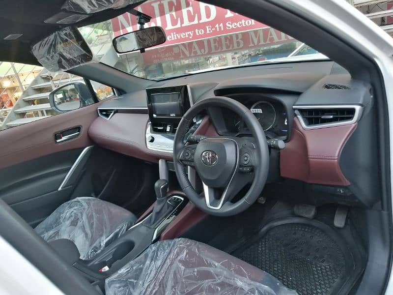 Toyota Corolla Cross HEV 2024 5