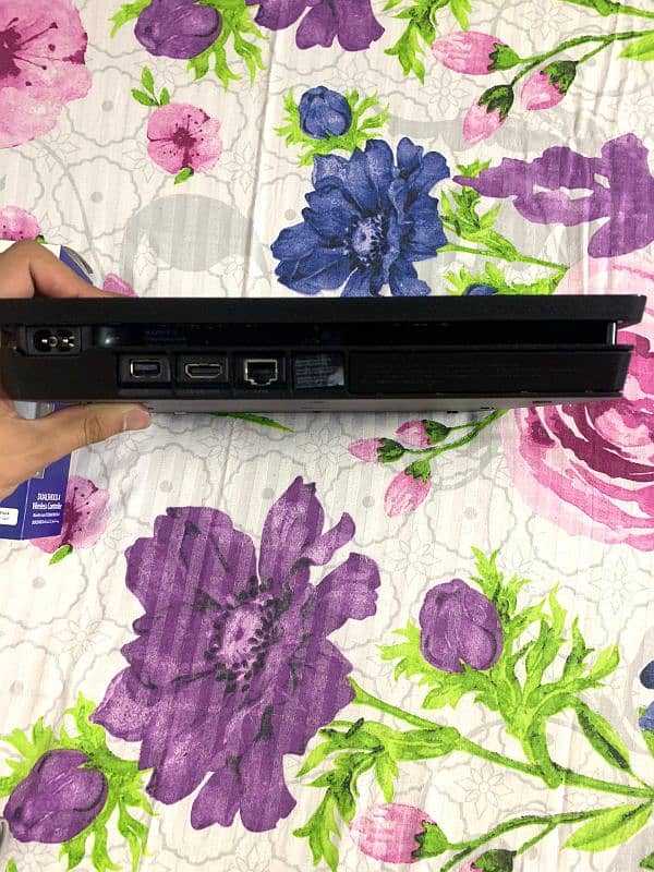 PS 4 FOR SALE 1